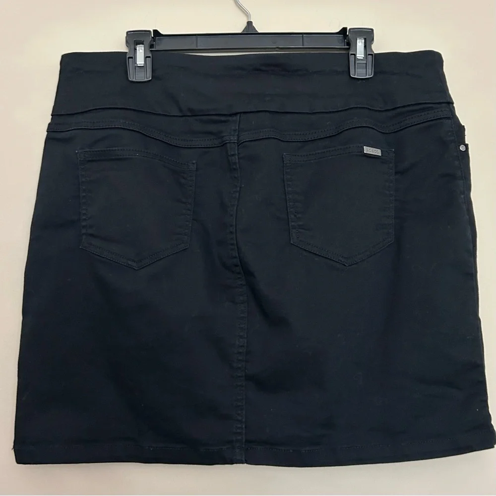 S.C. & Co. Elegant Black Pencil Skirt / Skort - Picture 6 of 8